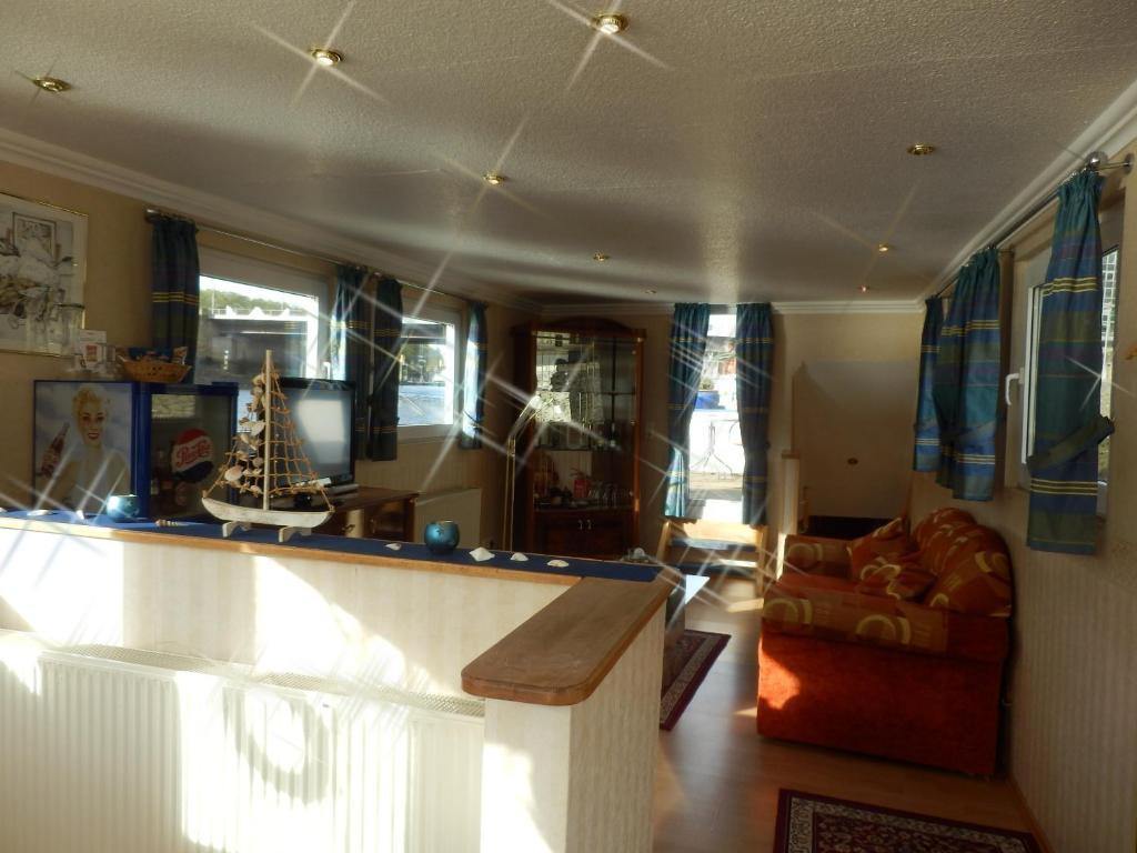 Hotelschiff Perle Бремен Номер фото